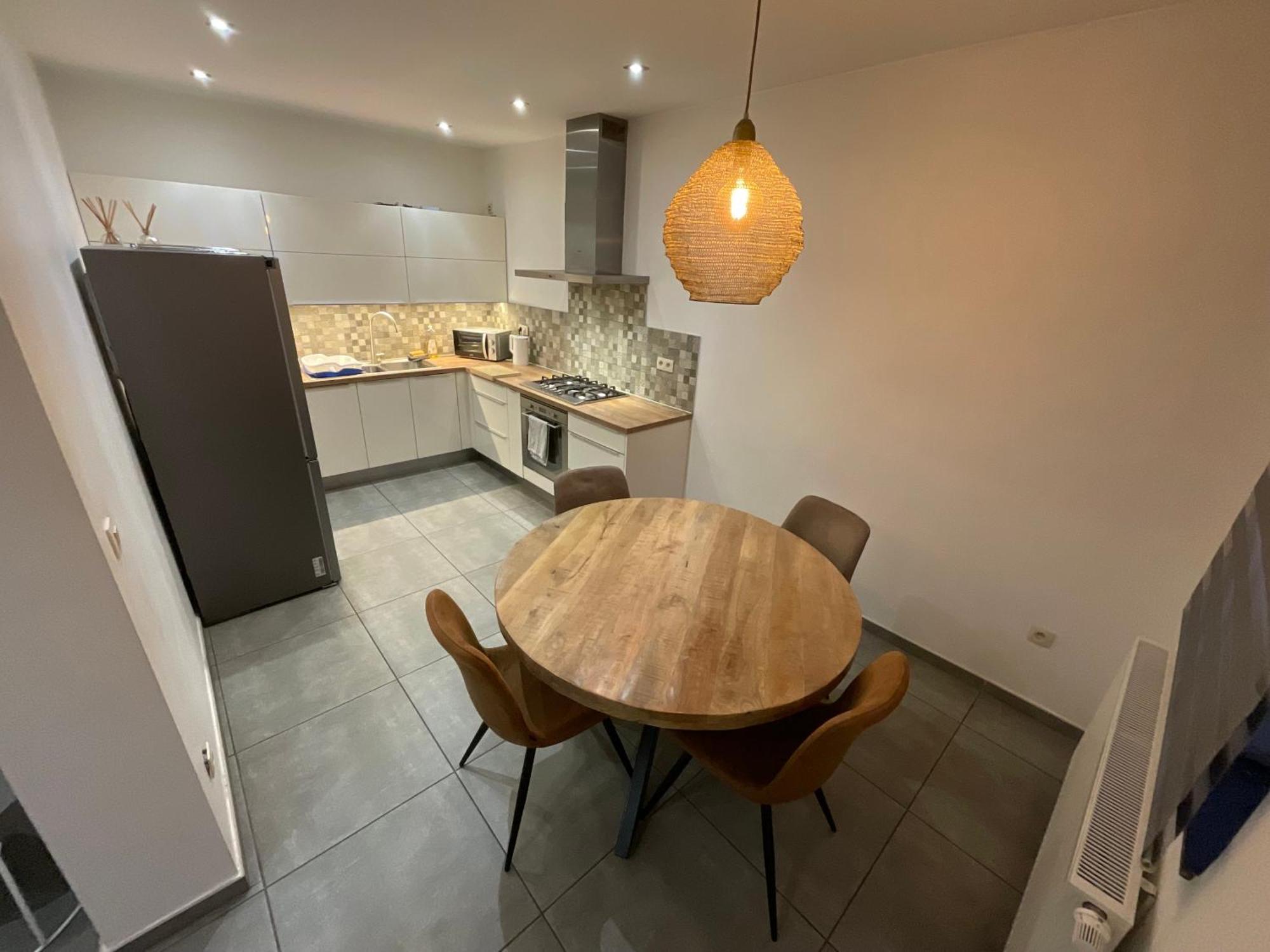Maison 3 Chambres Proximite Aeroport Et Grand Axes Charleroi Bagian luar foto